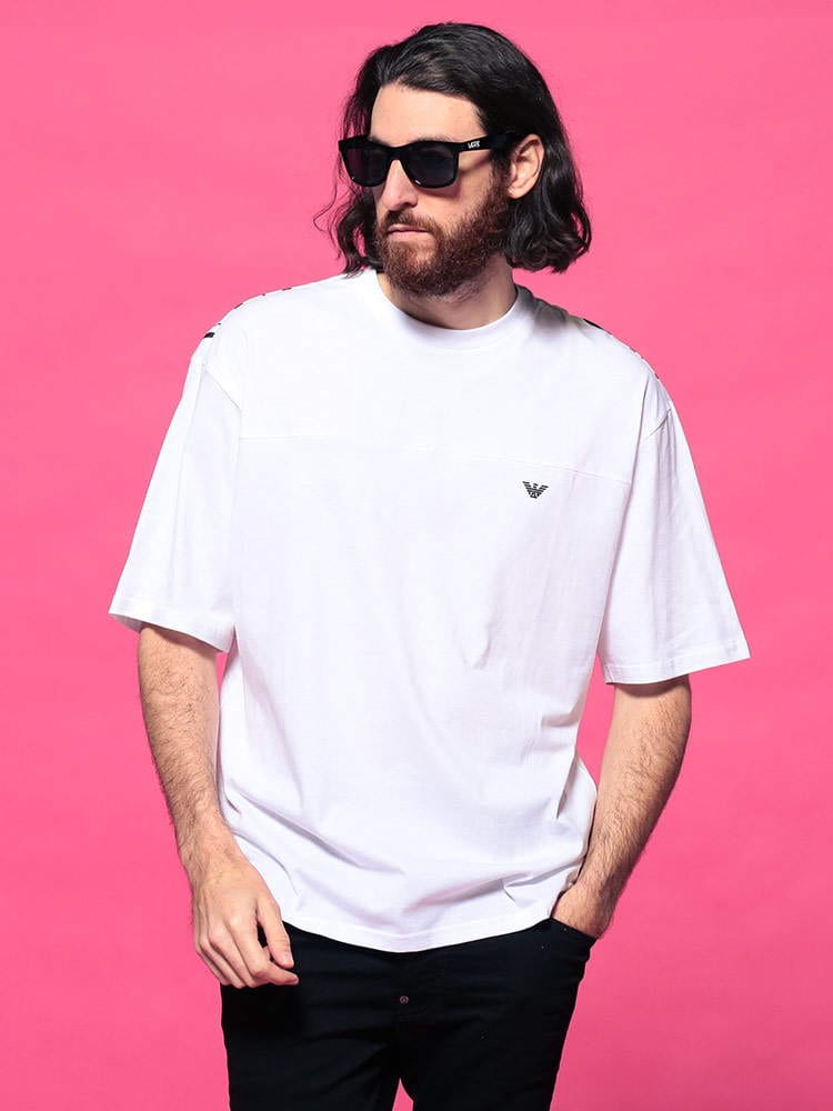 EMPORIO ARMANI (エンポリオアルマーニ) バックアーチロゴ クルーネック 半袖 Tシャツ EA2118391P476