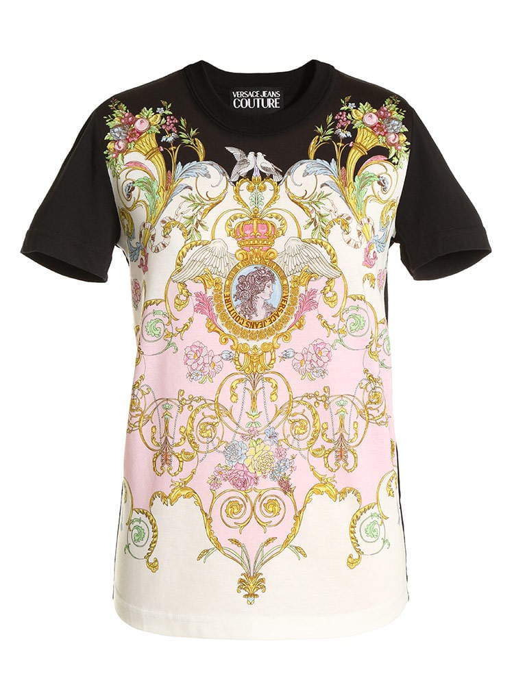 VERSACE JEANS COUTURE (ヴェルサーチェ ジーンズクチュール) ベルサイユプリント クルーネック 半袖 Tシャツ VCLB2HWA727