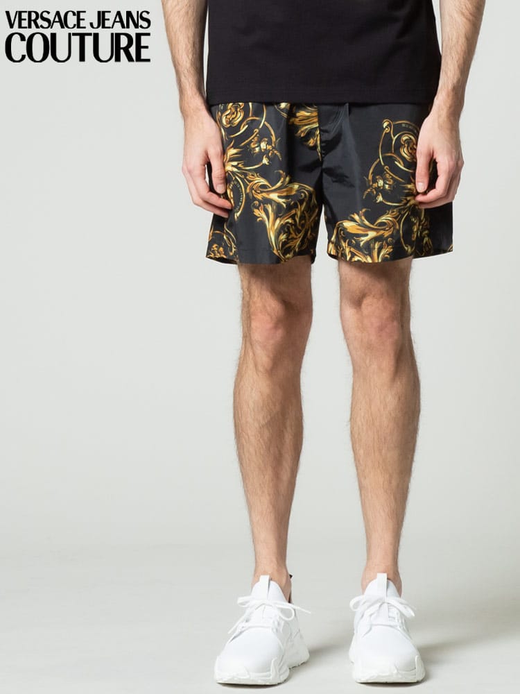 VERSACE JEANS COUTURE (ヴェルサーチェ ジーンズクチュール) 総柄プリント 前閉じ ショートパンツ VC72GAD126CQS24