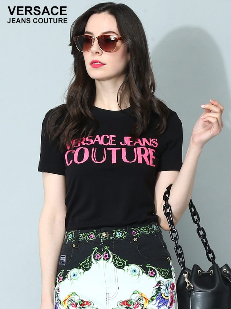VERSACE JEANS COUTURE (ヴェルサーチェ ジーンズ クチュール) フロントロゴ クルーネック 半袖 Tシャツ VCL74HAHF07 ブランド レディース