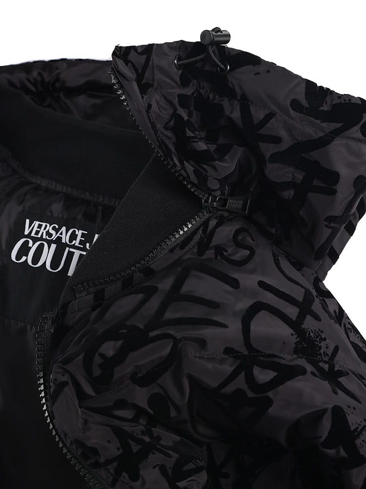 VERSACE JEANS COUTURE (ヴェルサーチェ ジーンズ クチュール 
