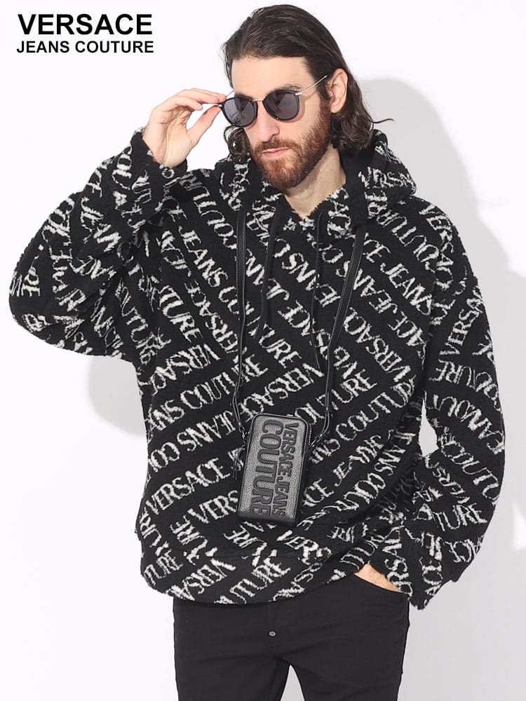 VERSACE JEANS COUTURE (ヴェルサーチェ ジーンズ クチュール) ロゴ総柄 プルオーバー ボアパーカー VC75GAI3C1U0013 ブランド メンズ 男性 トップス