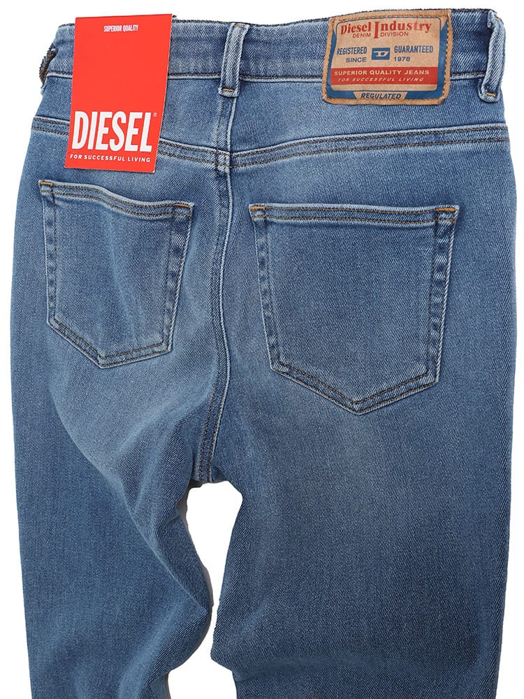 216330】DIESEL ディーゼル コーティング加工 デニム スキニーパンツ 