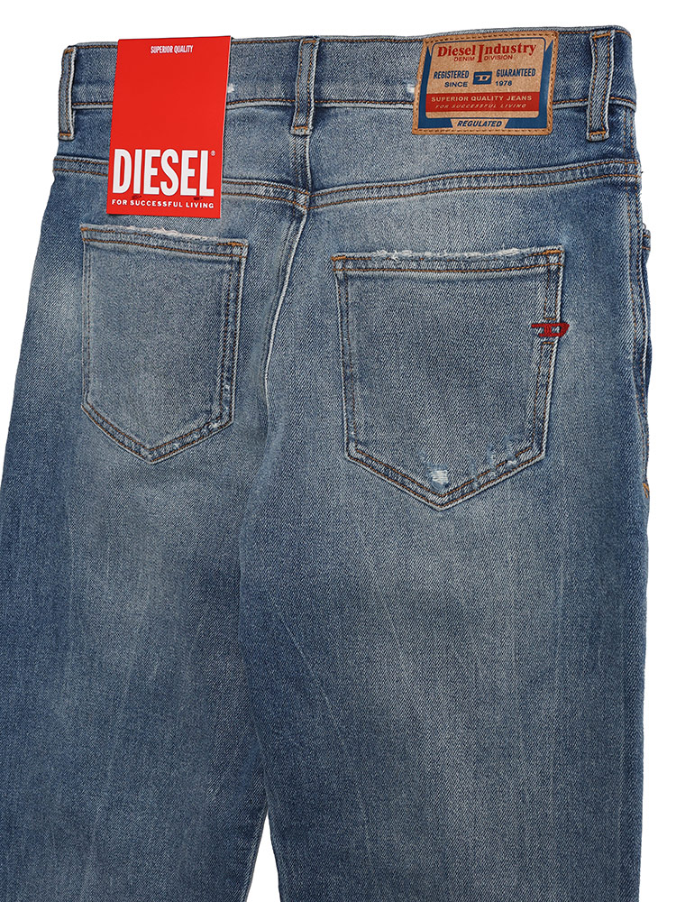 DIESEL (ディーゼル) ダメージ ジップフライ ジーンズ ボーイフレンド