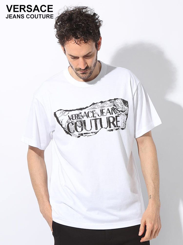 VERSACE JEANS COUTURE (ヴェルサーチェ ジーンズ クチュール) マガジンロゴ クルーネック 半袖 Tシャツ レギュラーフィット VC76GAHE03 ブランド メンズ 男性 トップス