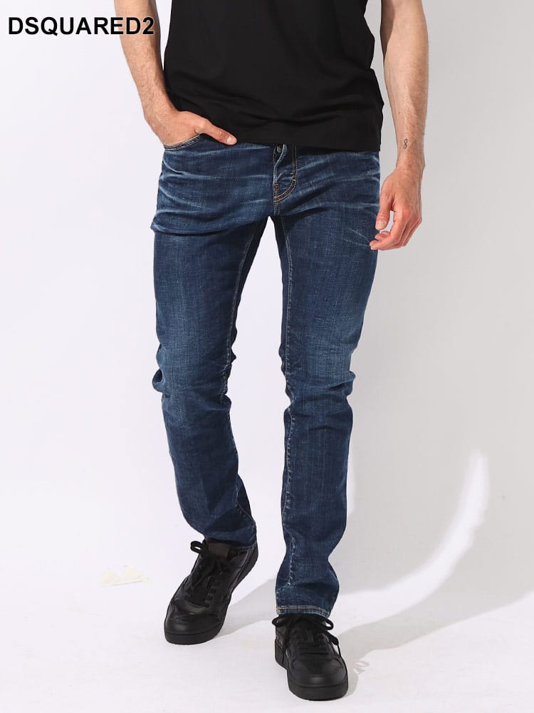 DSQUARED2 (ディースクエアード) ウォッシュ加工 ボタンフライ 
