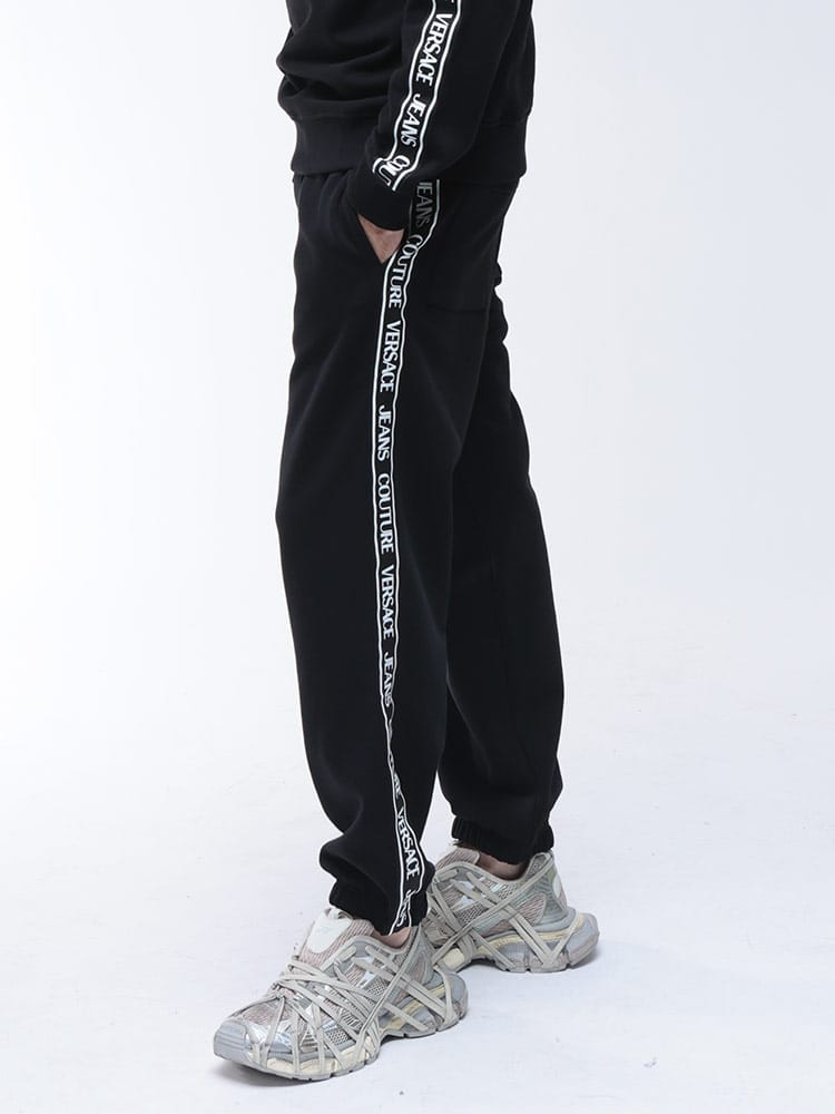 VERSACE JEANS COUTURE (ヴェルサーチェ ジーンズ クチュール) 裏起毛 サイドライン スウェットパンツ VC79GAAC02 メンズ
