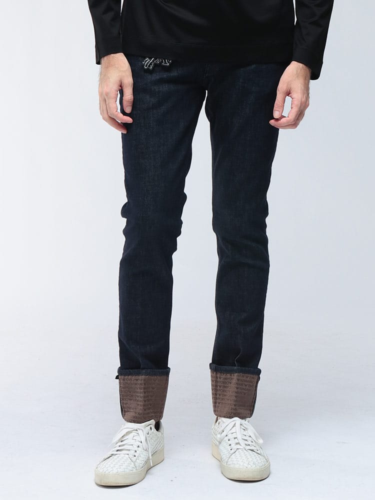 EMPORIO ARMANI (エンポリオアルマーニ) J06 スリムフィット ストレッチ ロゴ入りターンアップ デニムパンツ EAEM121AF17493 メンズ