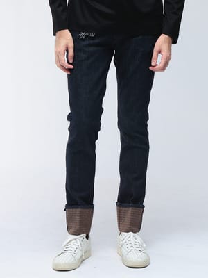 EMPORIO ARMANI (エンポリオアルマーニ) J06 スリムフィット ストレッチ ロゴ入りターンアップ デニムパンツ EAEM121AF17493 メンズ