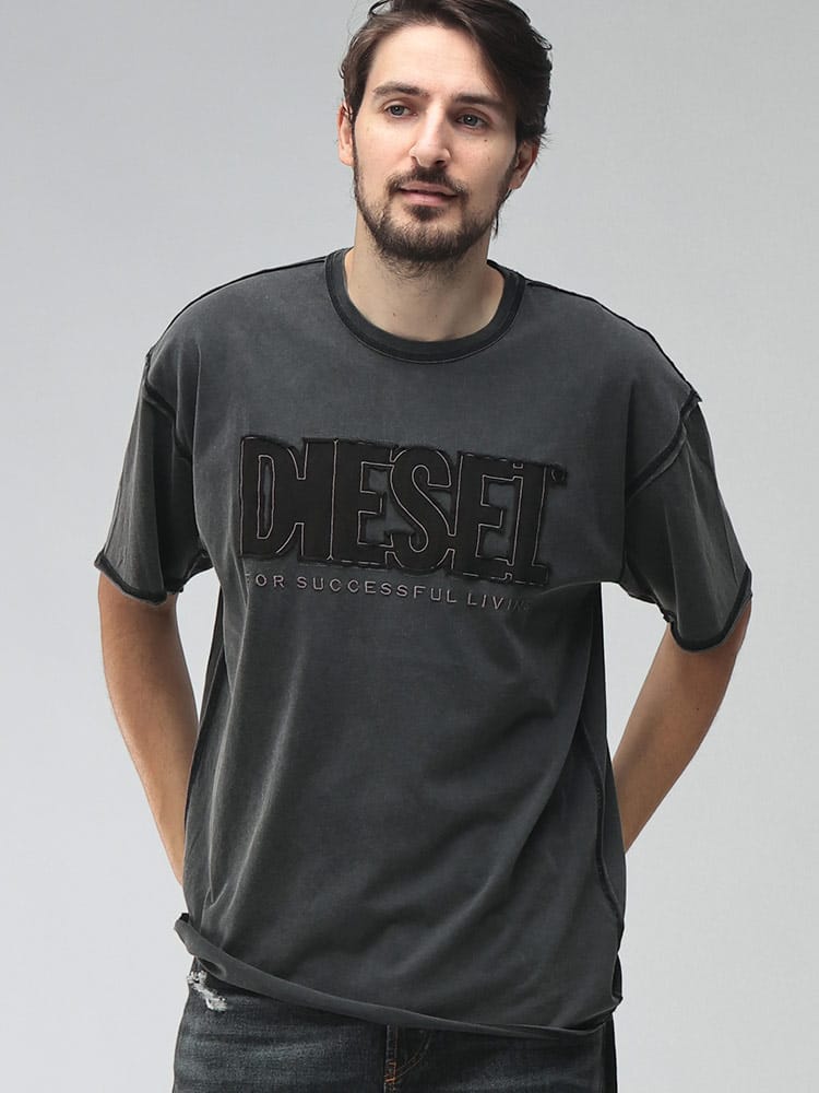 DIESEL (ディーゼル) メンズ Tシャツ 半袖 ロゴ アップリケ クルーネック コットン カットソー DSA210410KMAH