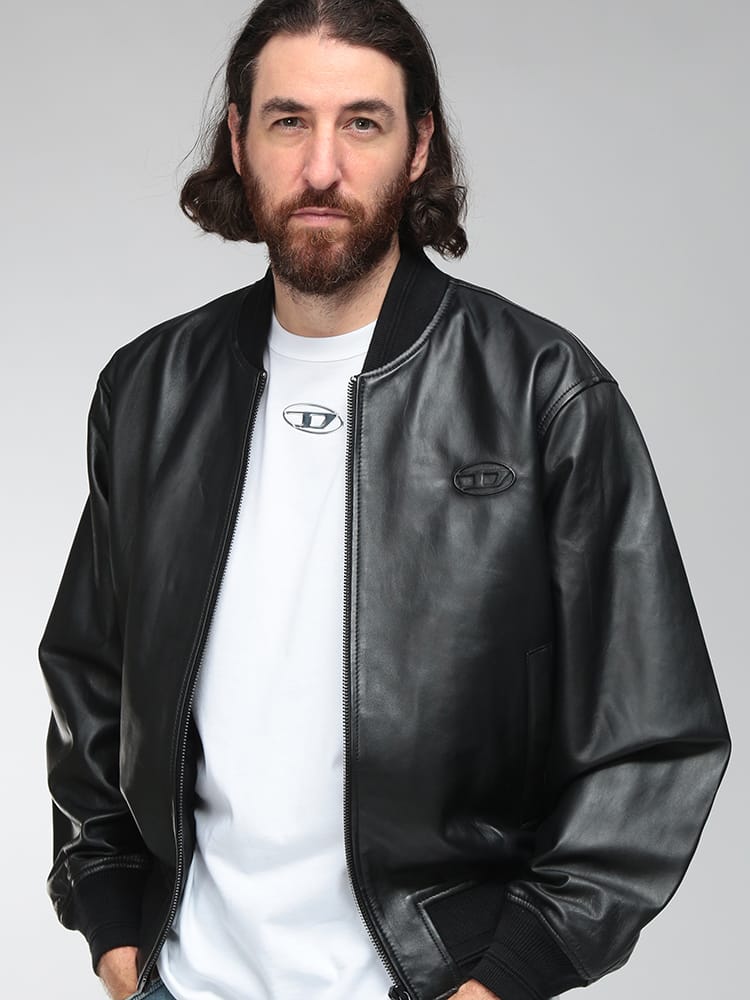 DIESEL (ディーゼル) メンズ レザージャケット ラムスキン オーバルDロゴ ポケット付き フルジップブルゾン DSA204760PFAH