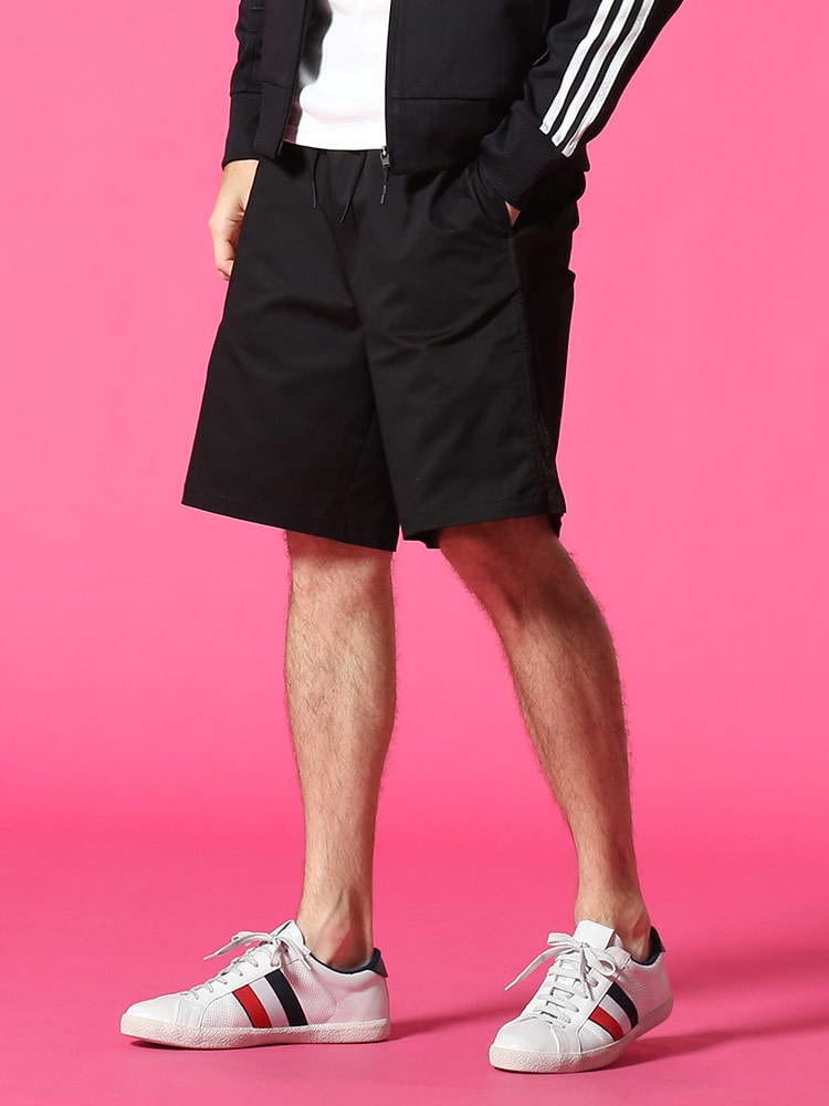 MONCLER (モンクレール) サイド切り替え 前閉じ ショートパンツ MC2B7190057448