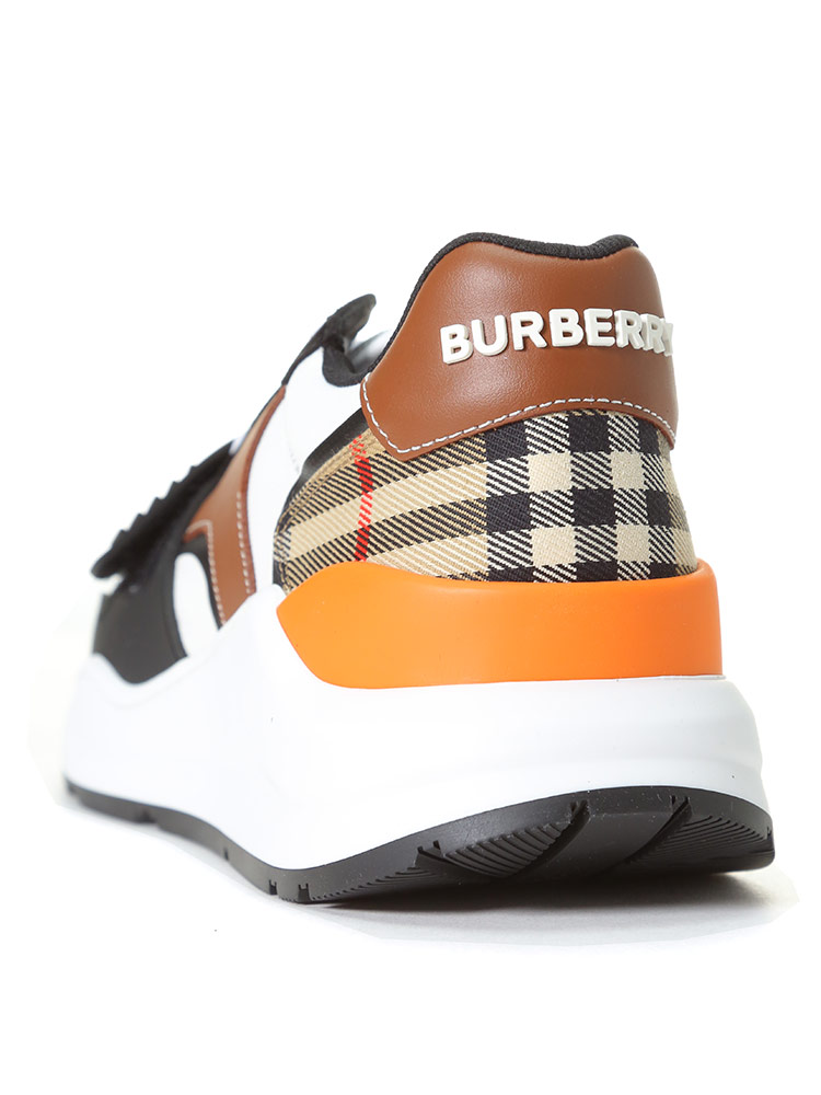 バーバリー メンズ スニーカー BURBERRY ブランド 靴 ローカット ロゴ ヴィンテージチェック 8039112 【サカゼン公式通販】