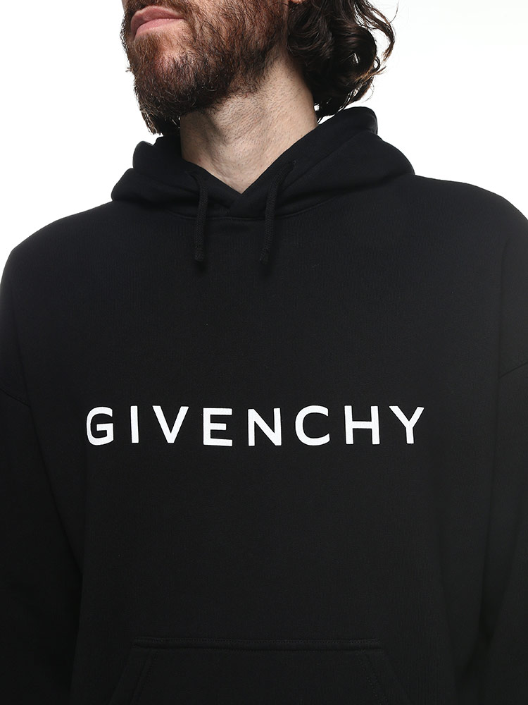 GIVENCHYトップス