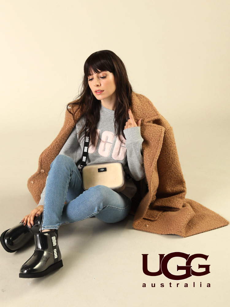 UGG Australia アグオーストラリア ファー ロゴ クルーネック トレーナー LOGO CREWNECK ブラ【サカゼン公式通販】