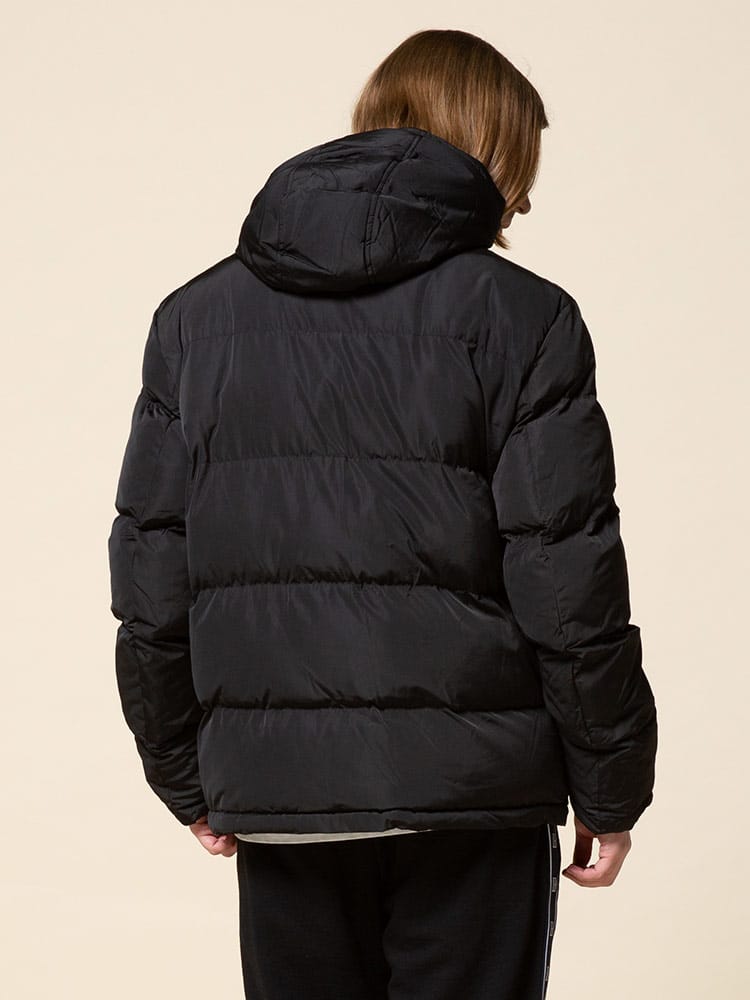 TOMMY HILFIGER (トミーヒルフィガー) 防風 フード裏ボア フルジップ 