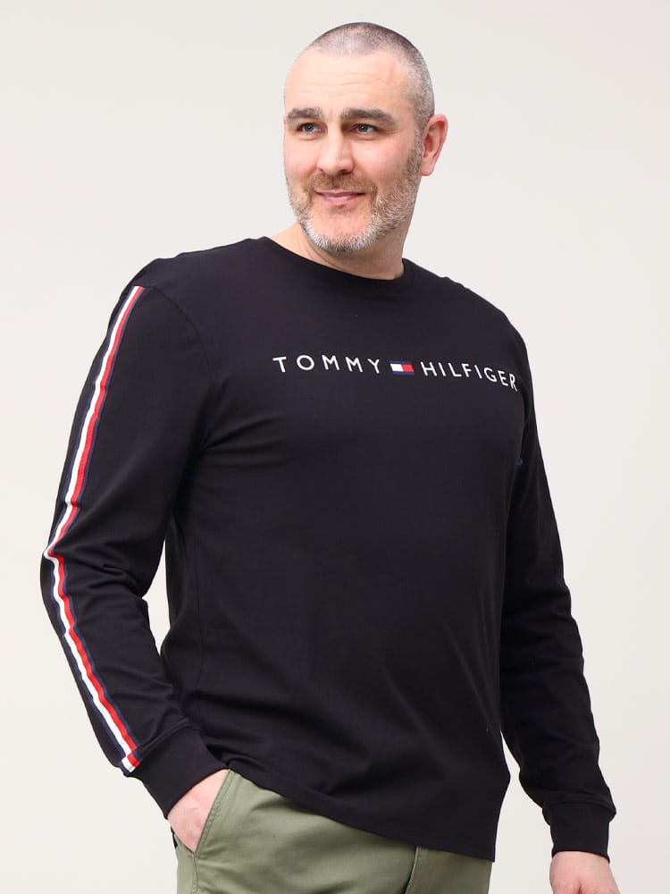 大きいサイズ メンズ TOMMY HILFIGER (トミーヒルフィガー) ロゴプリント クルーネック 長袖 Tシャツ ロンT