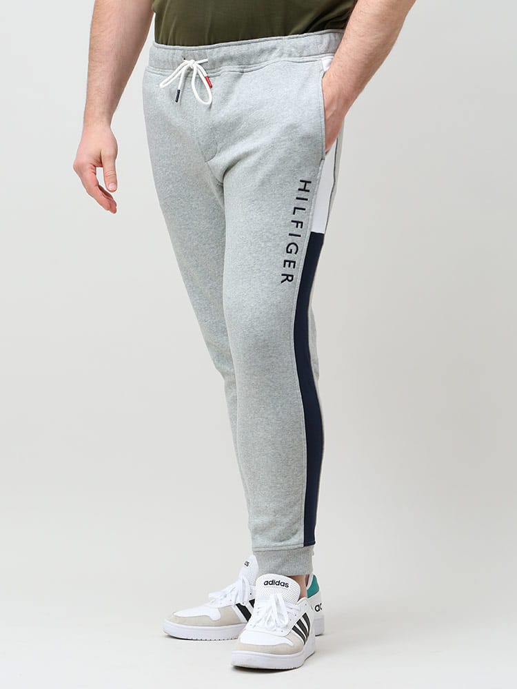 大きいサイズ メンズ TOMMY HILFIGER (トミーヒルフィガー) 裏起毛 サイドロゴ スウェットパンツ QUINN COLOR BLOCK JOGGER