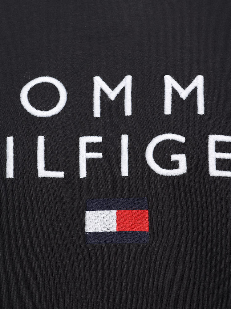 TOMMY HILFIGER (トミーヒルフィガー) ロゴ刺繍 クルーネック
