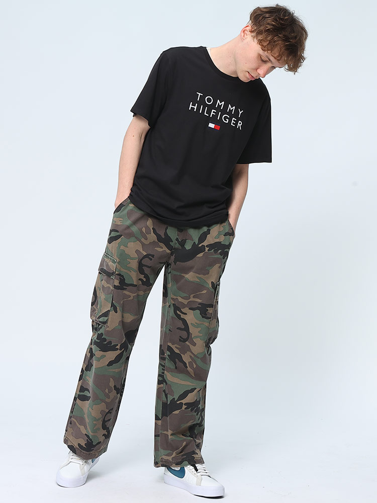 TOMMY HILFIGER (トミーヒルフィガー) ロゴ刺繍 クルーネック 半袖 T