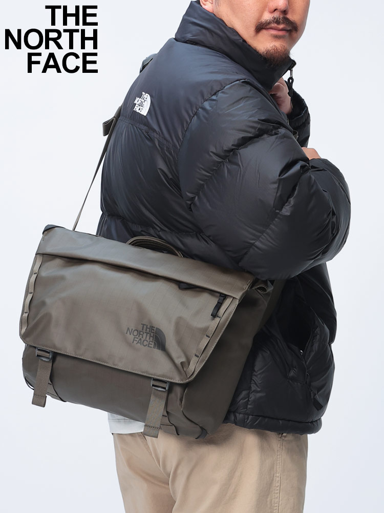 メッセンジャーバッグ PC収納 フリース裏地  BASE CAMP VOYAGER MESSENGER BAG メンズ レディース 鞄 ショルダー 斜め掛け 多収納 通勤 通学 旅行 大きいサイズ メンズ
