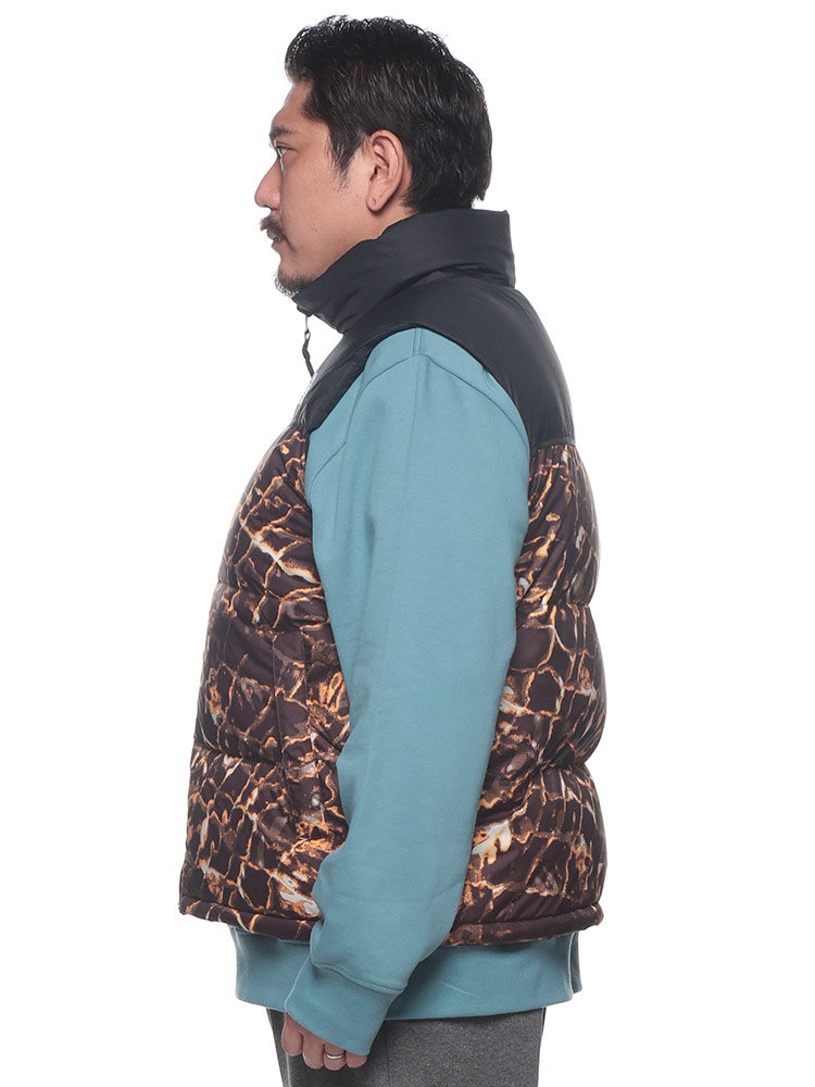 ダウンベスト フード収納 700フィルパワー M 1996 RETRO NUPTSE ダウンベスト フード収納 700フィルパワー M 1996 RETRO NUPTSE