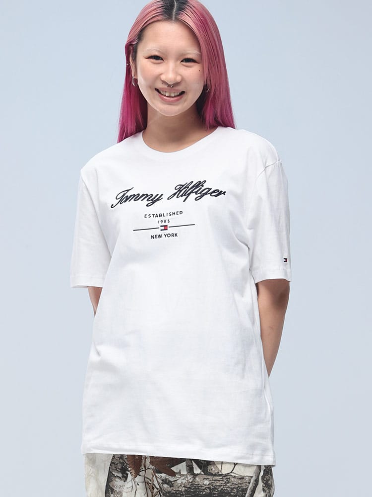 TOMMY HILFIGER (トミーヒルフィガー) スクリプトロゴ レギュラーフィット クルーネック 半袖 Tシャツ MW0MW33691