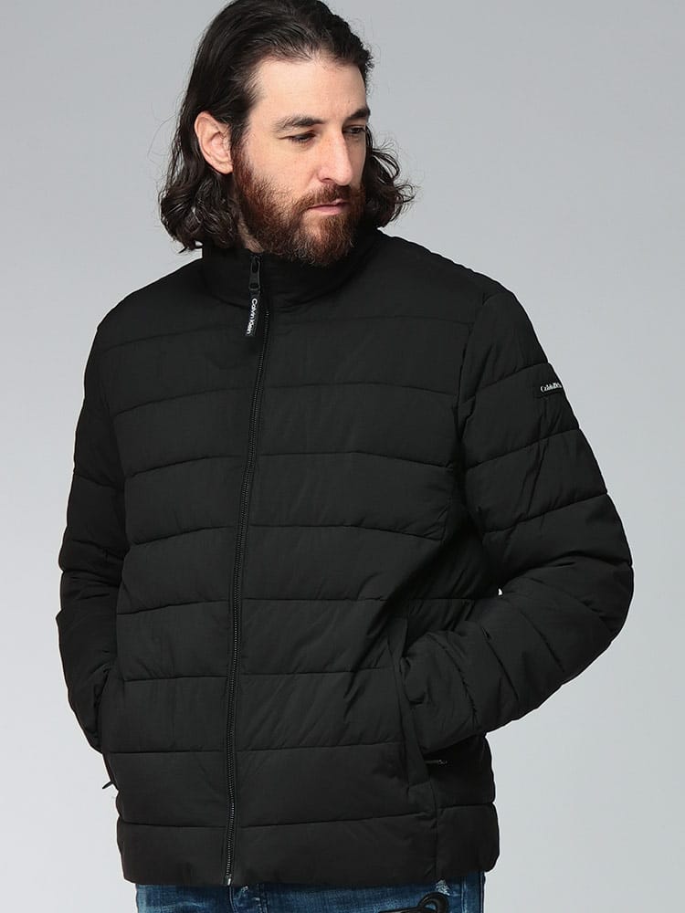 Calvin Klein (カルバンクライン) 袖ロゴ スタンドカラー フルジップ 中綿ブルゾン sorona CKCM355297 メンズ