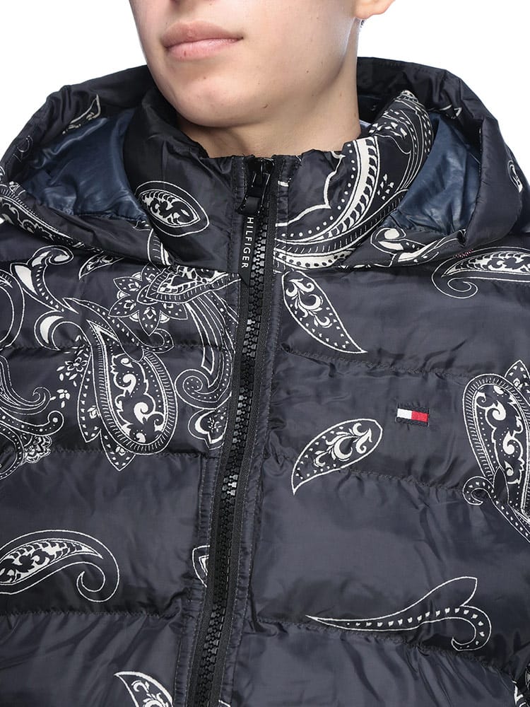 TOMMY HILFIGER (トミーヒルフィガー) バンダナ柄 フルジップ 中綿 