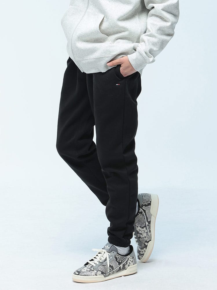TOMMY JEANS (トミージーンズ) 裏起毛 スウェットパンツ ワンポイント パンツ ボトムス ロングパンツ シンプル ベーシック DM0DM20473