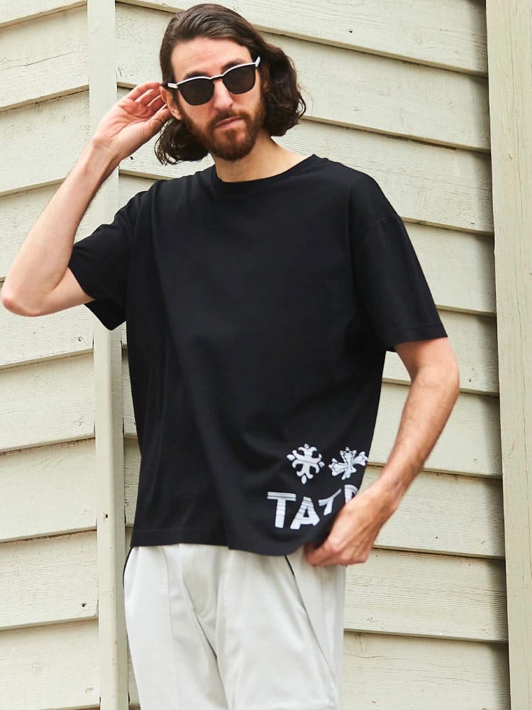 TATRAS (タトラス) 裾ロゴ クルーネック 半袖 Tシャツ MONTUNO 