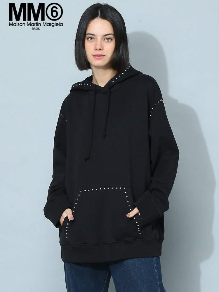 エムエムシックス メゾン マルジェラ レディース パーカー MM6 Maison Margiela ブランド トップス 長袖 スウェット スタッズ MM6S62GU0085