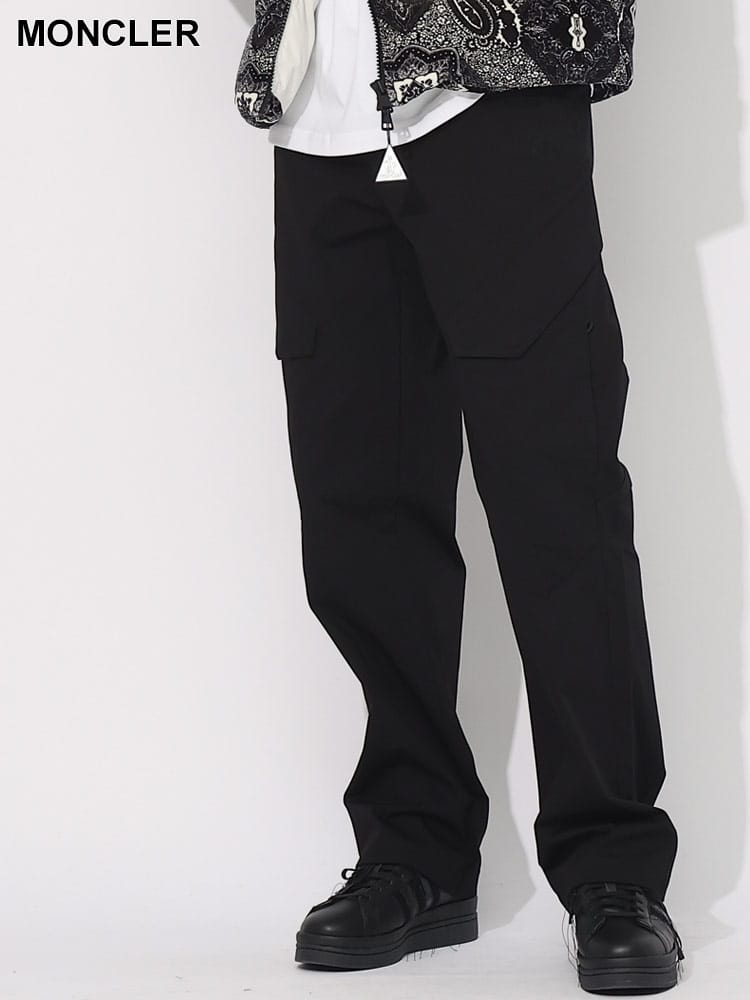 MONCLER (モンクレール) マットブラック ロゴ ストレート カーゴパンツ MC2A0001059703 ブランド メンズ 男性 カジュアル