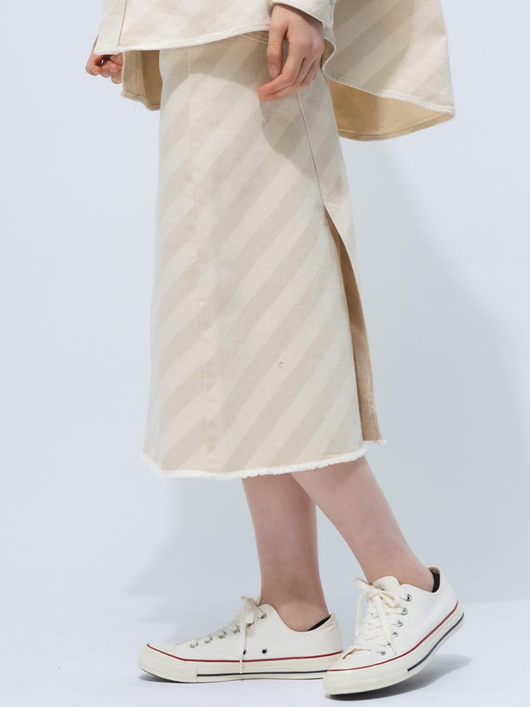 MARNI (マルニ) 裾カットオフ 斜めストライプ セミローウエスト デニムスカート MALGOJD0702Y0 レディース