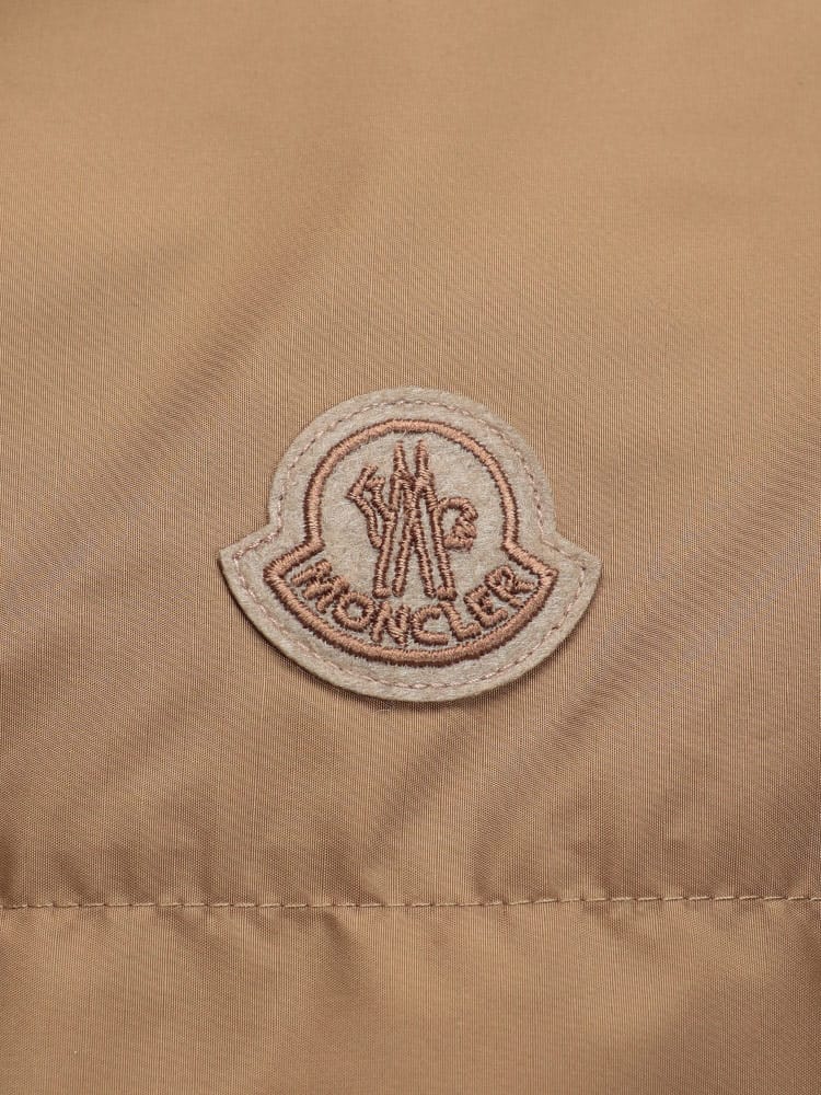 MONCLER (モンクレール) 胸 ロゴ ワッペン フルダブルジップ ナイロン 