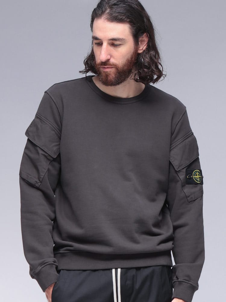 STONE ISLAND (ストーンアイランド) 腕ポケット スウェット トレーナー SI6100008S0A20 メンズ