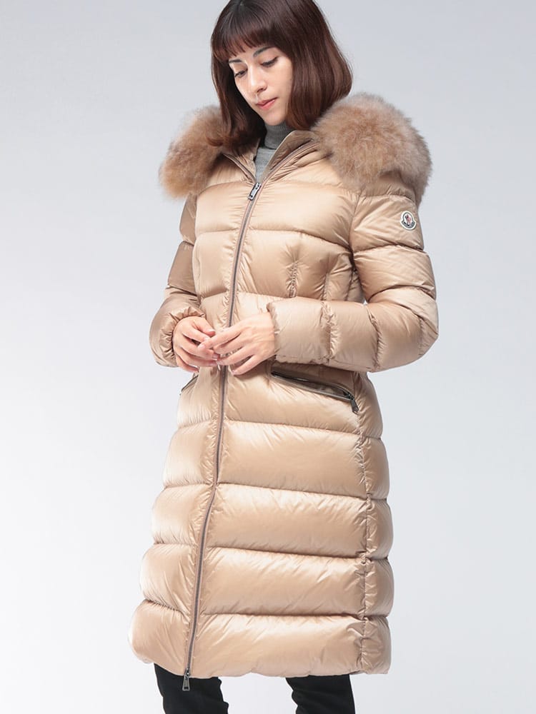 MONCLER (モンクレール) シープファー フルジップ ダウンコート MCLBOEDIC5 レディース