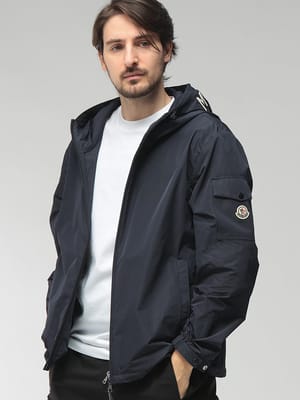 MONCLER (モンクレール) エンボスロゴパッチ フルジップ パーカー 