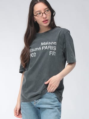 Maison Kitsune (メゾン キツネ) レディース Tシャツ 半袖 ダメージプリント クルーネック FADED COMFORT KNLM00124KJ7036