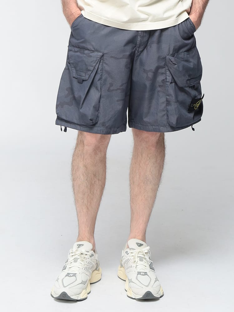STONE ISLAND (ストーンアイランド) メンズ ショートパンツ カーゴ 迷彩 カモフラージュ ハーフパンツ FADED CAMO SIL100009S00E9