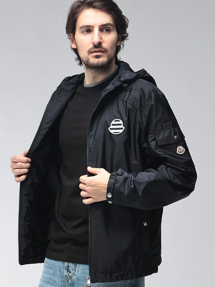 MONCLER (モンクレール) メンズ ナイロンパーカー ボーダーワッペン フルジップ ジャケット MCMORNAY6