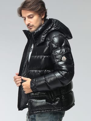 MONCLER (モンクレール) メンズ ダウンジャケット ショートダウン フード ジップ 光沢 定番 MAYA MCMAYA6