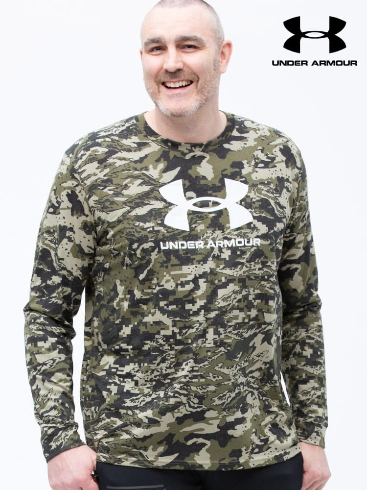 大きいサイズ メンズ UNDER ARMOUR (アンダーアーマー) USA規格 LOOSE 迷彩柄 BIGロゴ クルーネック 長袖 Tシャツ ロンT ABC CAMO LS SHIRT