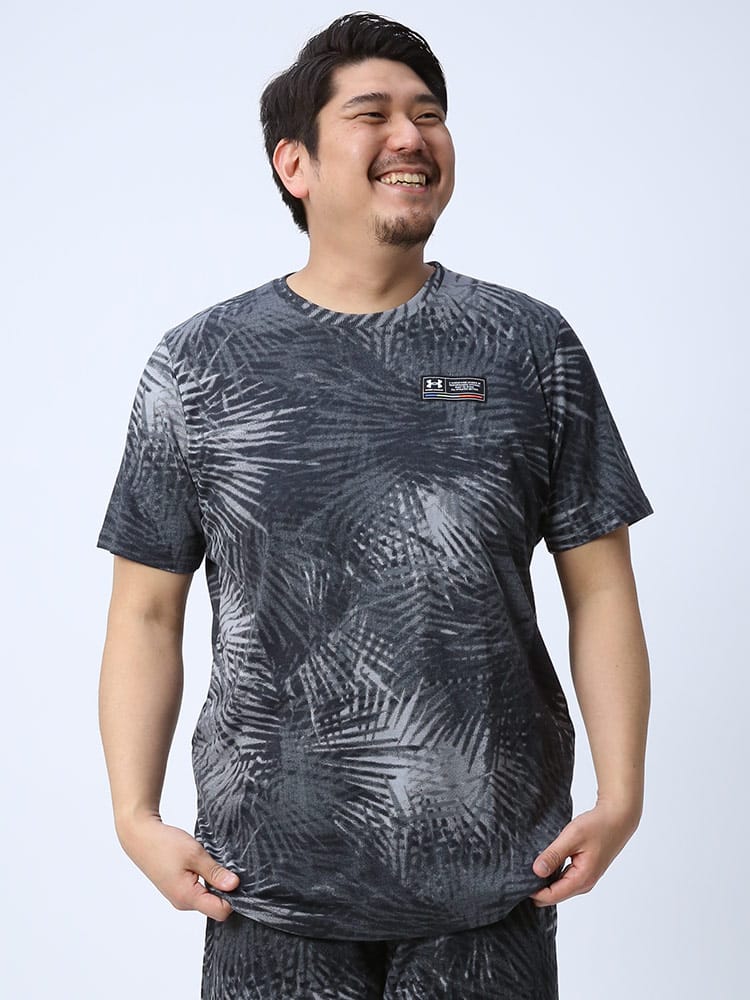 大きいサイズ メンズ UNDER ARMOUR (アンダーアーマー) USA規格 LOOSE プリント クルーネック 半袖 Tシャツ SPORT PALMTREE PRINT SS TEE