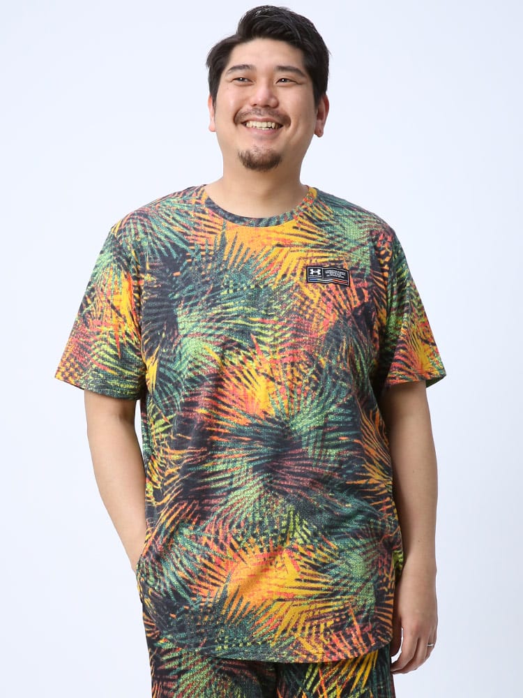 大きいサイズ メンズ UNDER ARMOUR (アンダーアーマー) USA規格 LOOSE プリント クルーネック 半袖 Tシャツ SPORT PALMTREE PRINT SS TEE