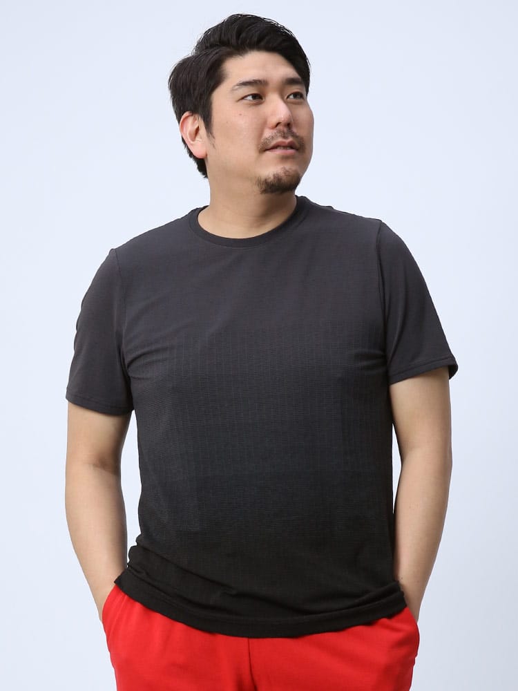 大きいサイズ メンズ UNDER ARMOUR (アンダーアーマー) USA規格 FITTED グラデーション クルーネック 半袖 Tシャツ SEAMLESS LUX SS