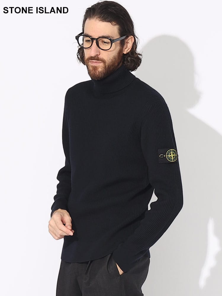 STONE ISLAND (ストーンアイランド) 袖ロゴ タートルネック リブニット SI7915552C2 ブランド メンズ 男性 トップス