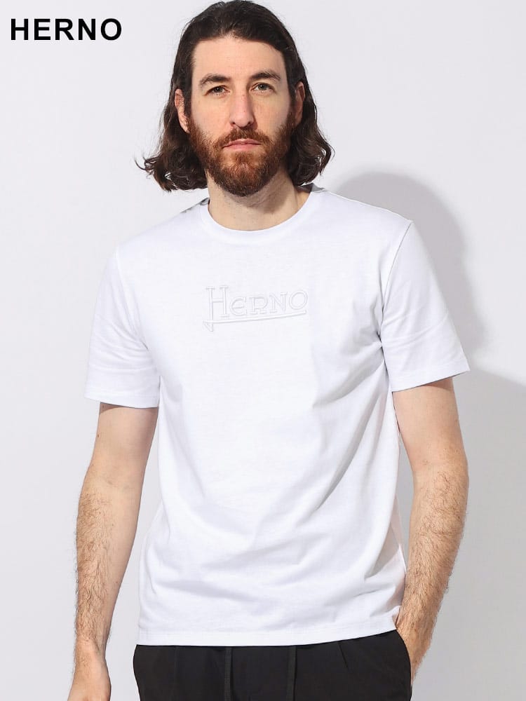 HERNO (ヘルノ) コットン100％ 立体刺繍 首裏ロゴプレート コンパクトジャージー Ｔシャツ
