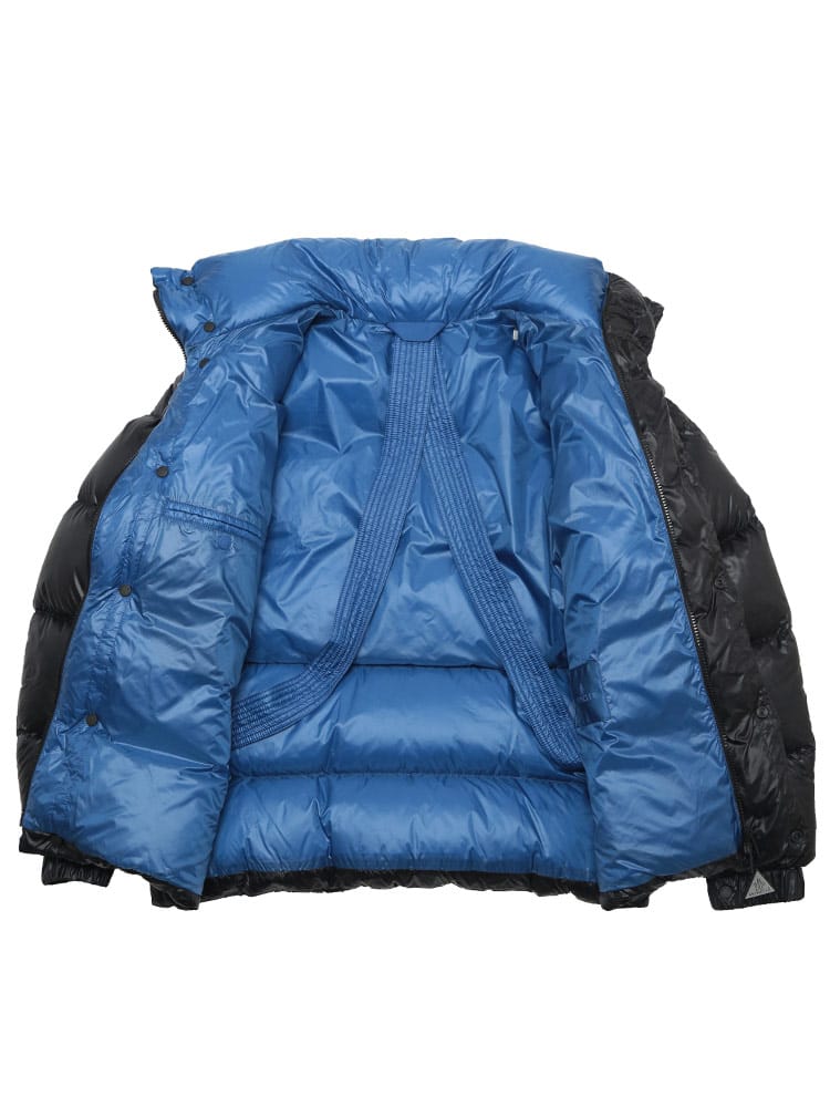 MONCLER (モンクレール) 袖ロゴパッチ ボタン＆ジップ開閉 ショート 
