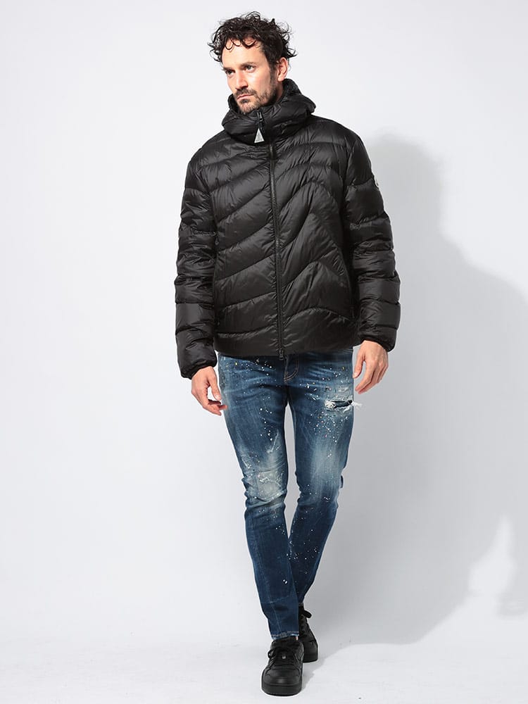 MONCLER (モンクレール) カーブキルティング フルジップ ショート 